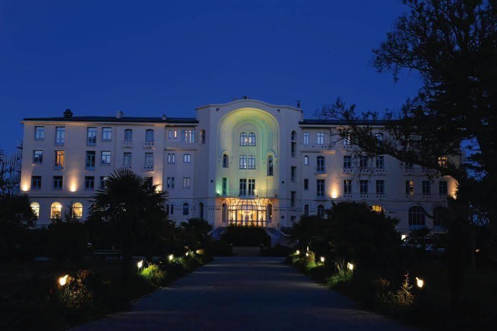 Hotel Morgat Le Grand Hotel De La Mer Crozon Exterior foto